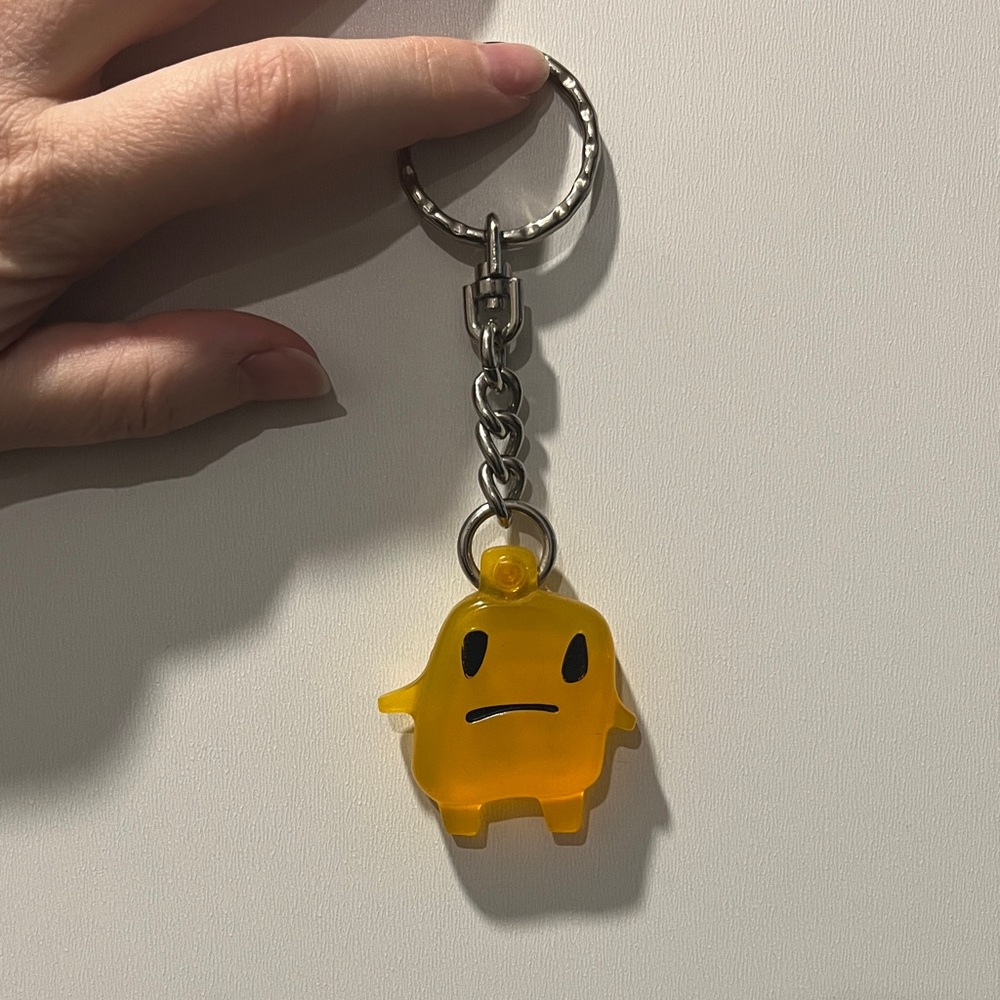 McDonalds tamagotchi keychain